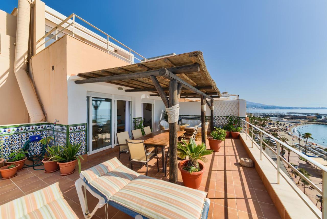 Holidays2Fuengirola Duplex With Stunning Sea View, Terraces,1St Line Beside Port Esterno foto
