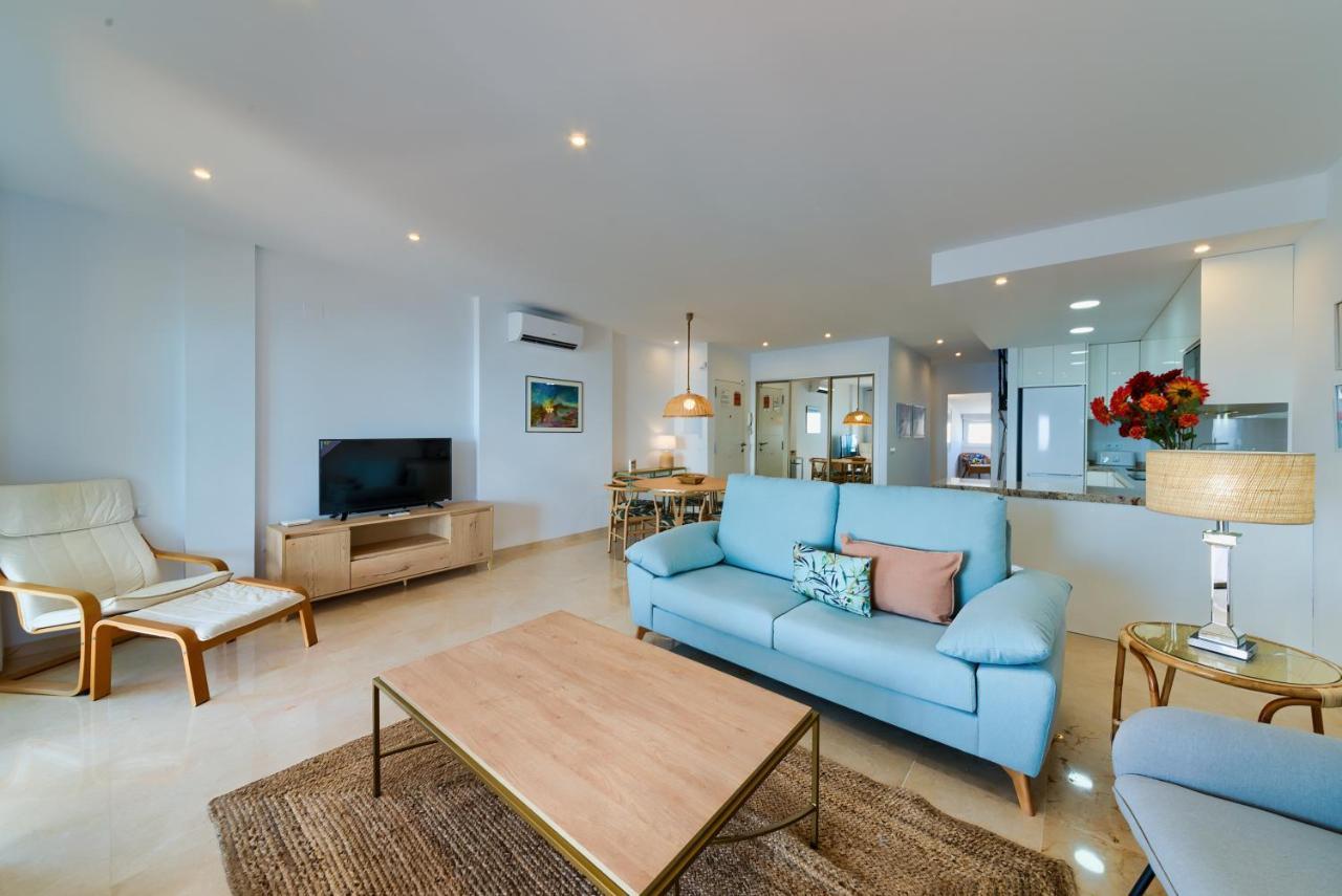 Holidays2Fuengirola Duplex With Stunning Sea View, Terraces,1St Line Beside Port Esterno foto