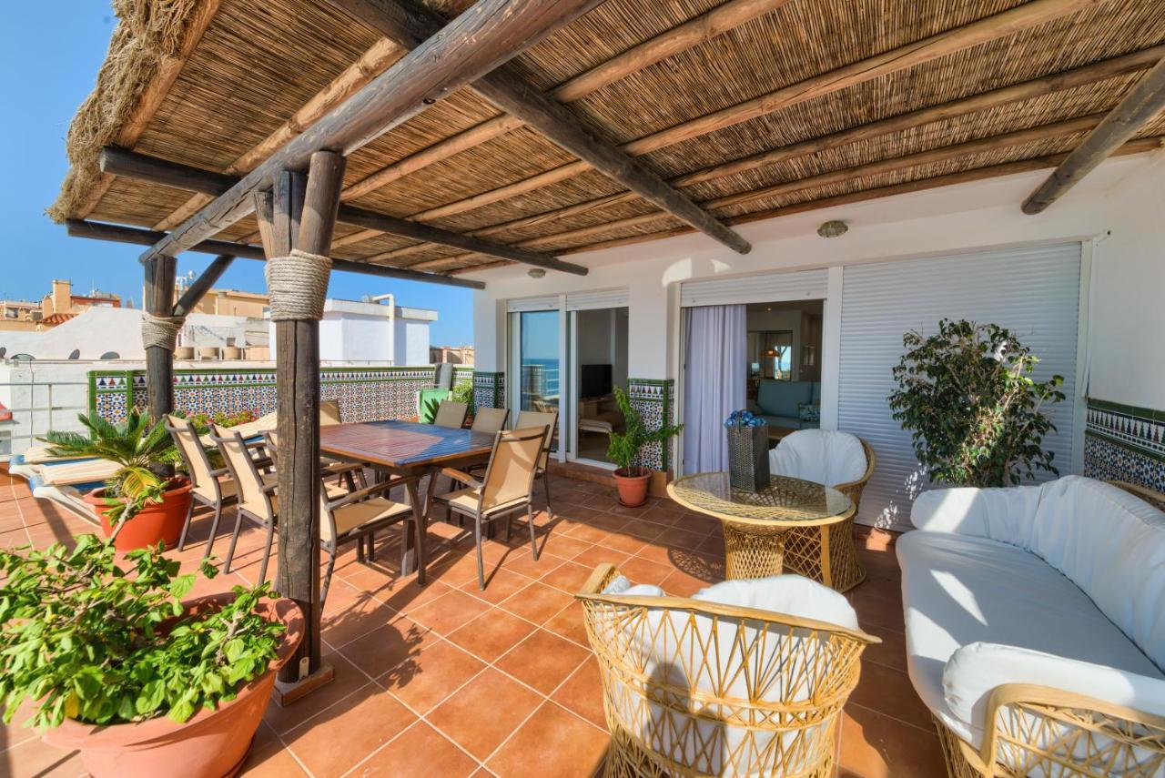 Holidays2Fuengirola Duplex With Stunning Sea View, Terraces,1St Line Beside Port Esterno foto