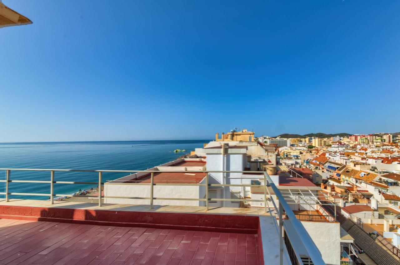 Holidays2Fuengirola Duplex With Stunning Sea View, Terraces,1St Line Beside Port Esterno foto